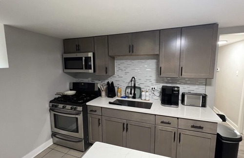 Bronzeville Apartamento | Modern 3 Bedroom Close to Downtown Chicago