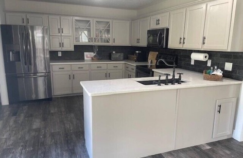 Camden Casa | Modern 3 bedroom - Gated Community!