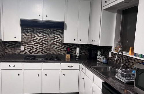 Shreveport Casa | Modern 3-bedroom house in charming Shreveport with AC