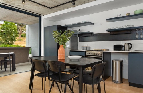 Schotsche Kloof Apartamento | Modern 3-Bedroom in the Heart of Bo-Kaap | Netflix