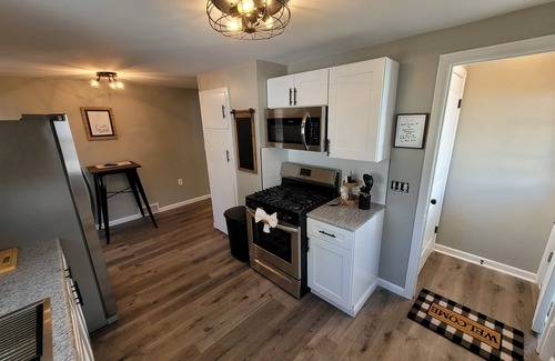 Buffalo Casa | Modern 3 Bedroom in the city of good neighbors