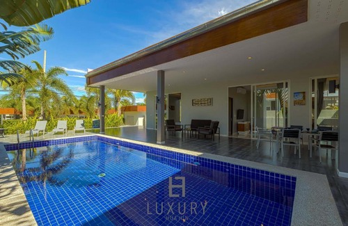 Hua Hin Villa | Modern 3 Bedroom Pool Villa In Resort G207