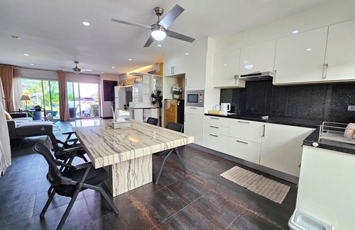 Kamala Casa | Modern 3-Bedroom Townhome in Kamala