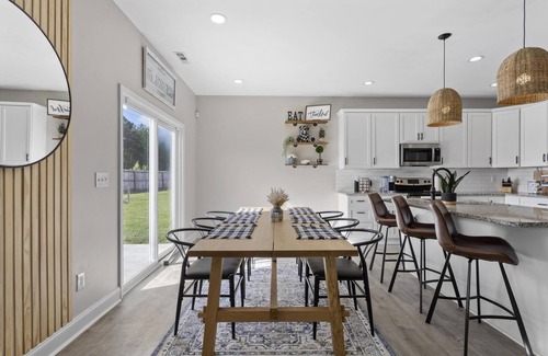 Westgate Casa | ✨MODERN 3 BEDROOM W/ PLENTY AMENITIES TO ENJOY!✨