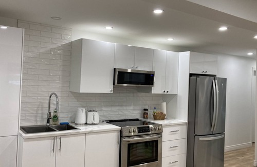 LaSalle Apartamento | Modern 3 beds, free parking