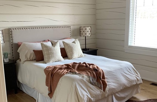 Meaford Chalet De Esquí | Modern, 3 level log cabin close to ski hills