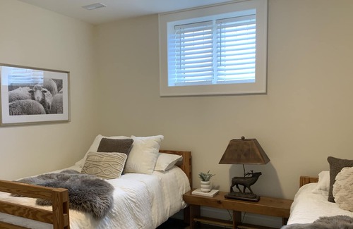 Meaford Chalet De Esquí | Modern, 3 level log cabin close to ski hills