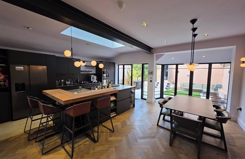 Leyton Casa | Modern 3BD Garden Home, Leyton