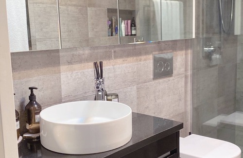 Greenlane - Ellerslie Casa | Modern 3bed 2.5bath with in-outdoor flow + study