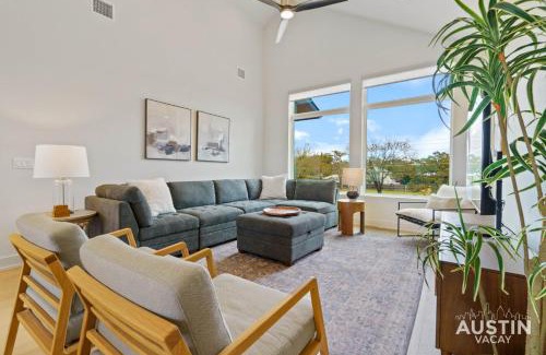 Lakeland Park Apartamento | Modern 3BR 3BA in Steiner Ranch w Balcony Dining Yard w Grill by Austin Vacay
