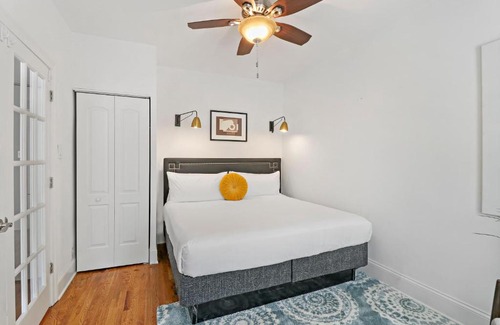 Lake View East Apartamento | Modern 3BR Apt in Boystown, 12-min walk to Wrigley - Stratford 1S