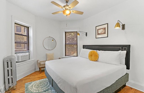Lake View East Apartamento | Modern 3BR Apt in Boystown, 12-min walk to Wrigley - Stratford 1S