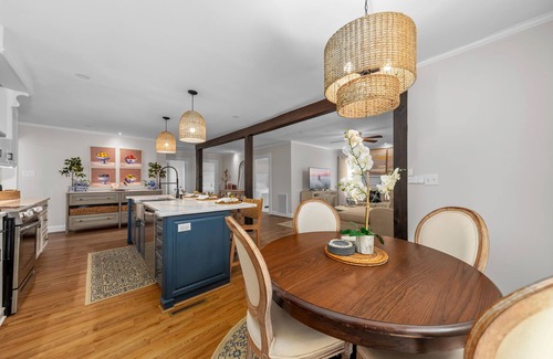 Mount Mourne Casa | Modern 3BR Charm In Mooresville / PETS WELCOME