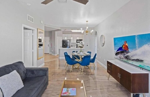 Florida Central Atlantic Coast Apartamento | Modern 3BR Condo at Vista Cay – Near Disney