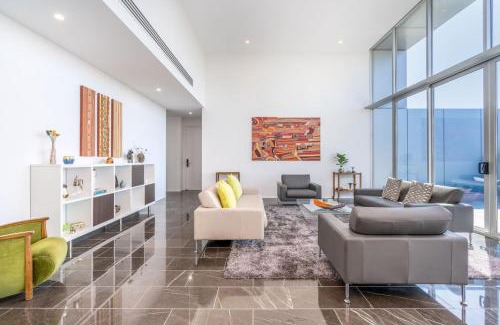 Capital Hill Apartamento | Modern 3BR Home 5 mins away from Parliament House - Hosted by Canstay