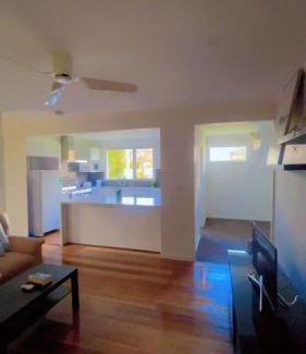 Manuka Casa | Modern 3BR home, Close to parliament , Canberra