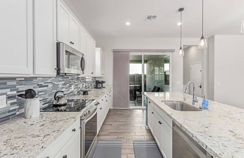 Goodyear Casa | Modern 3BR Home in Goodyear – Stylish, Spacious & Family-Friendly!