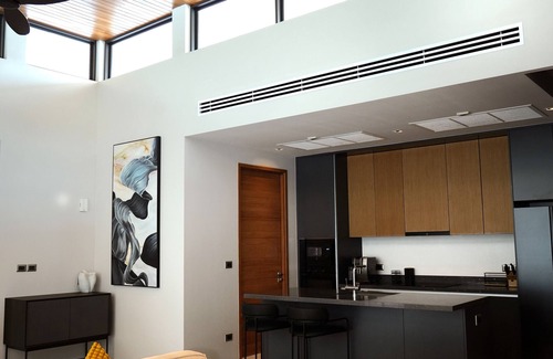 Si Sunthon Casa | Modern 3BR Loft II Villa Private Pool Botanica