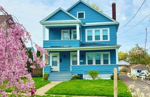 Syracuse Apartamento | Modern 3BR Retreat Spacious Stay Near Destiny USA