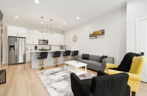 Bronzeville Apartamento | Modern 3BR Stay Near DT CHI