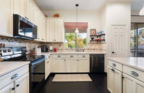 Augusta Ranch Casa | Modern 4-BR Home | Heated Pool | Jacuzzi | Grill