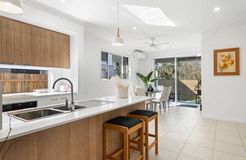 Park Ridge Casa | Modern 4BR Comfort in Quiet Park Ridge Location