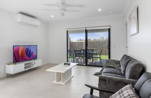 Ripley Casa | Modern 4BR Family Home in Quiet Ripley Location