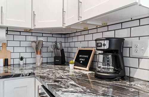 Larimer Casa | Modern 4BR Home, Fully Equipped Kitchen & Parking