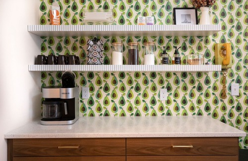 Minneapolis - St. Paul Casa | Modern 4BR Home with Chic Décor & Great Location