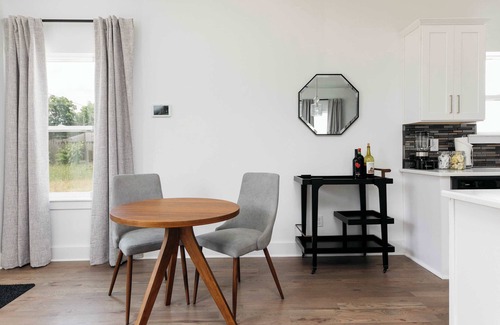 Nashville Casa | Modern 4BR Retreat for 12, Near Downtown Nash!