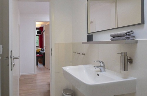 Nauener Vorstadt Villa | Moderna 4p Apartamento en Santa Sede