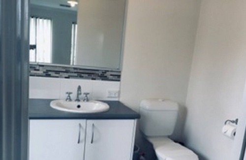 Webberton Casa | Modern 4x2 fully selfcontained House