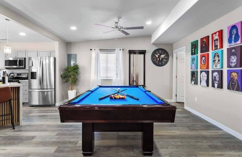 North Las Vegas Casa | Modern 5-Bedroom Playhouse with Pool & Pool Table