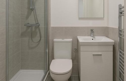 Selhurst Casa | Modern 5 bedroom all ensuite in South London