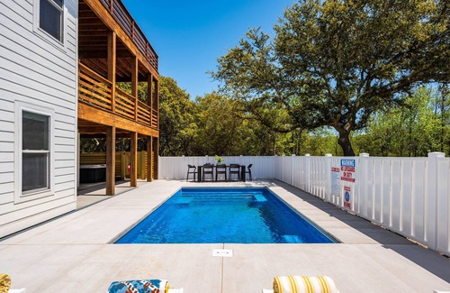 Carova Beach Casa | ​Modern 5 Bedroom Home with Pool, Hot Tub, Minutes To Beaches & Wild Horses​