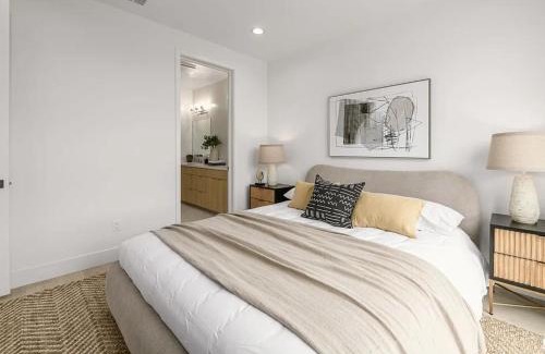 Los Angeles Apartamento | Modern 5-bedroom House FREE parking