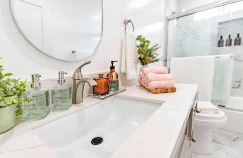 Los Angeles Apartamento | Modern 5-bedroom House FREE parking