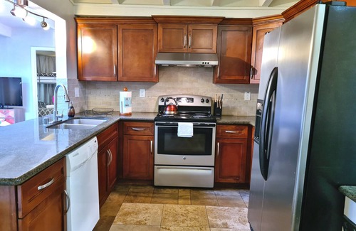 Hayward Casa | GRAN GRUPO muchas camas 5 bd / 2 ba casa w / W / D / Parking
