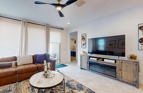 Goodyear Casa | Modern 55+ home with community pool, clubhouse, gym, pickleball