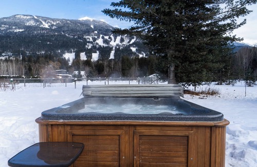 Revelstoke Casa | Moderno 7 habitaciones 6. 5 baños Lodge en Revelstoke Mountain Resort