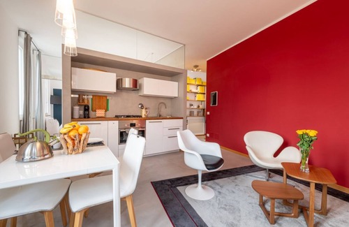 Oltretorrente Apartamento | Parma La Chayhana Apartment x4!
