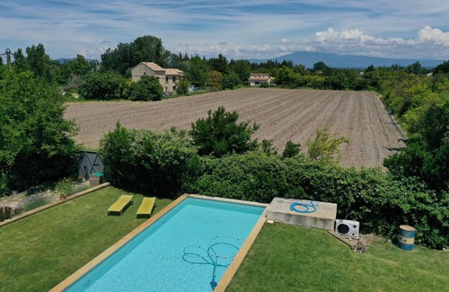 Althen-des-Paluds Casa | Modern air-conditioned farmhouse with swimming pool near AVIGNON 15 mn, mont Ventoux 20mn