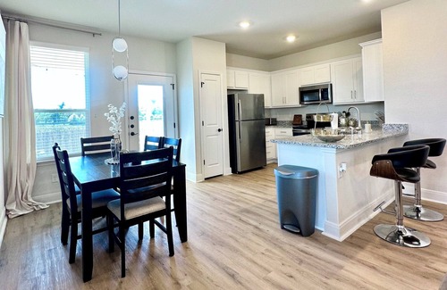San Antonio Casa | 🤍Modern Alamo City Retreat🤍