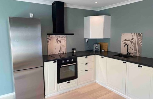 Sandefjord Apartamento | Modern and Well-equipped Apartment Close to the City Centre