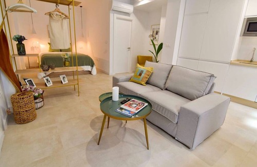 El Molinillo Apartamento | Piso Moderno y Encantador en Málaga by SharingCo