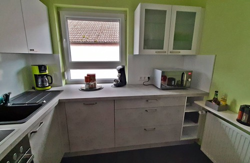 Rohr Apartamento | Apartamento moderno de 3 habitaciones recientemente renovado en el corazón de la Franconia Media