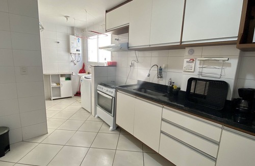 Muquicaba Apartamento | Modern and cozy apartment 2 minutes from the beach.