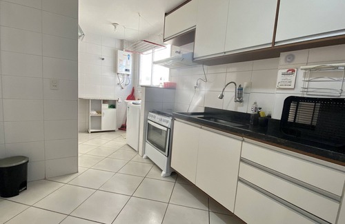 Muquicaba Apartamento | Modern and cozy apartment 2 minutes from the beach.