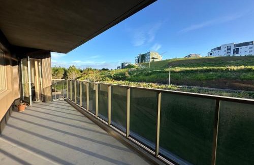 Garðabær Apartamento | Modern and Cozy apartment in the city next to Heiðmörk, nature reserve - Birta Rentals
