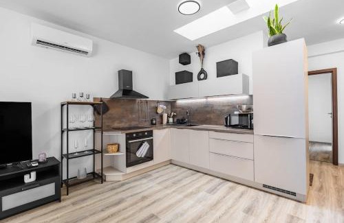 Old Town Apartamento | Modern and Cozy flat with Balcony